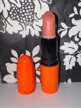 MAC Pleasureseeker Lipstick-Rare